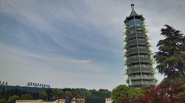 重建的大报恩寺塔 2021年5月（图片来源: 公用领域 維基百科）