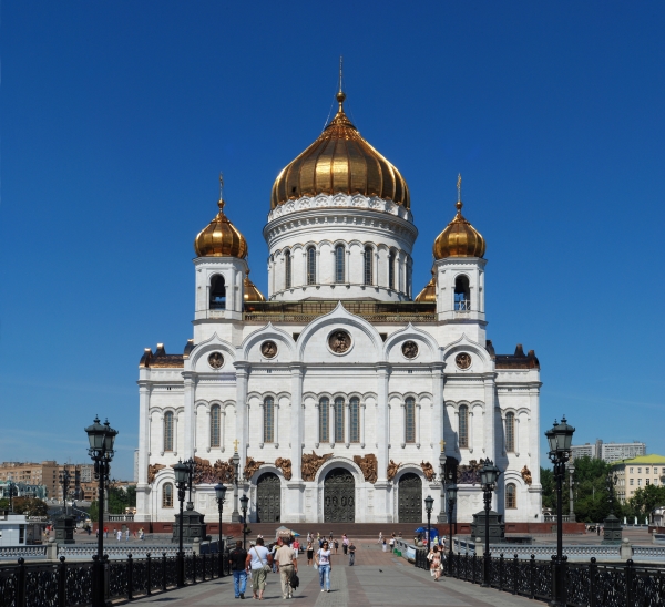 俄羅斯最大的東正教教堂，基督救世主主教座堂，1931年被斯大林下令炸毀，蘇聯解體後公眾捐款重建。（圖片來源：Alvesgaspar維基百科）