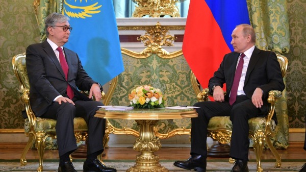 2019年俄罗斯总统普京与哈萨克斯坦总统托卡耶夫会谈。