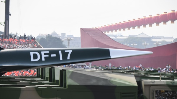 DF-17導彈於2019年10月1日在北京閱兵式上展示。