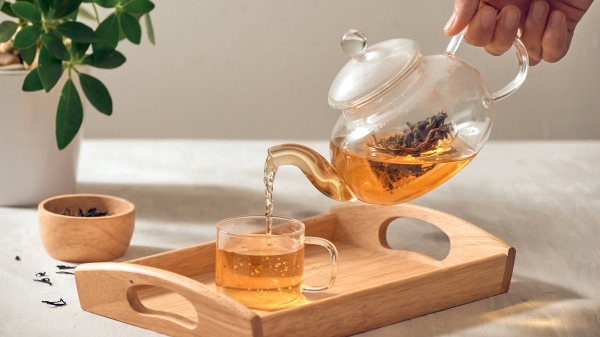 日本的煎茶道、中国台湾地区的泡茶道都来源于潮州的工夫茶。