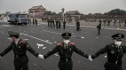 二十大前北京男巨幅抗議被抓圖集瘋傳全網封殺(視頻圖)