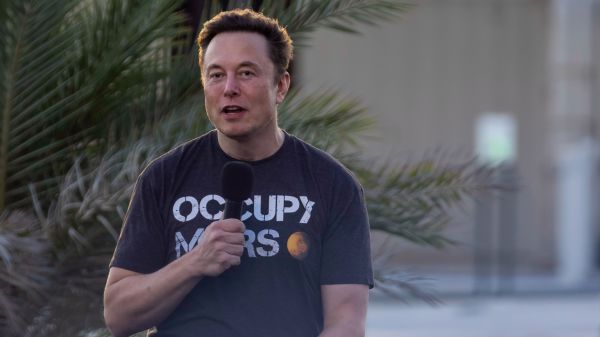 美国科技亿万富翁、太空火箭公司SpaceX 创始人埃隆・马斯克（Elon Musk）。（图片来源：Michael Gonzalez/Getty Images）
