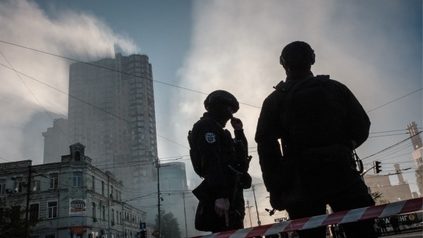 烏克蘭政府官員稱首都基輔遭到俄羅斯軍隊襲擊。