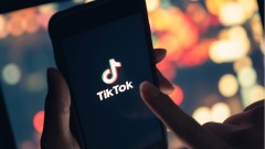 TikTok周受资美国会作证不提“黄金股”内幕(图)