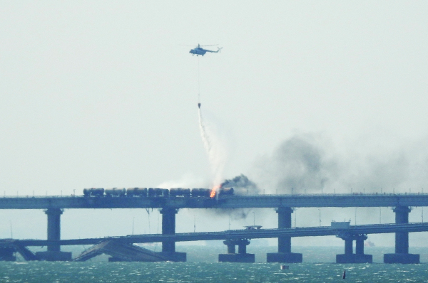 通俄要道克里米亞大橋爆炸