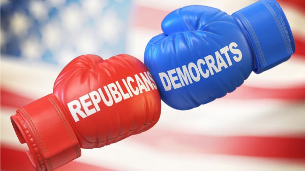 萬眾矚目的美國中期選舉，是美國共和黨（紅）和民主黨（藍）的全方位角逐。