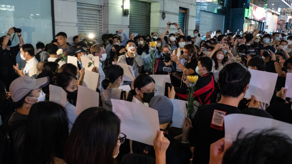 图为11月28日香港中环举行声援大陆白纸革命的集会。（图片来源：Getty Images）