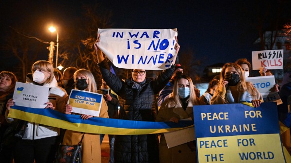 民众抗议俄罗斯入侵乌克兰