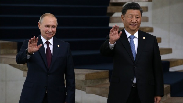 俄羅斯總統普京與習近平參加2019年金磚國家首腦峰會。