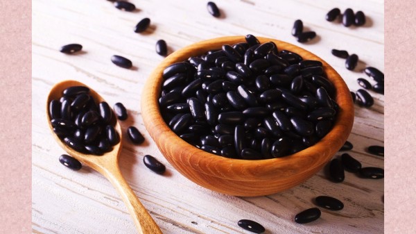 黑豆是強壯滋補的天然腎寶。