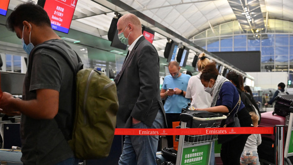 有报导指香港政府计划建立旅客资料“交互式预报系统”，要求航空公司的来港航班在出发前提交乘客的资料，而当局有权发出指令，拒绝某些乘客或机组人员登机来港。（图片来源：Getty Images）