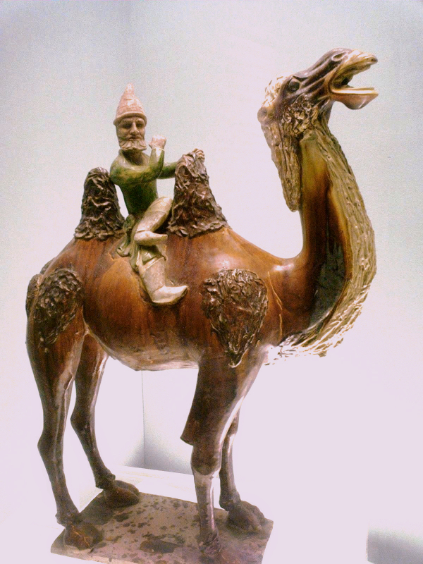唐三彩 駱駝（图片来源: 公用领域 維基百科）