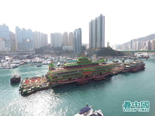 香港著名地标——香港仔珍宝海鲜舫将在今年6月驶离香港。（图片来源：Ruby Tang/看中国）