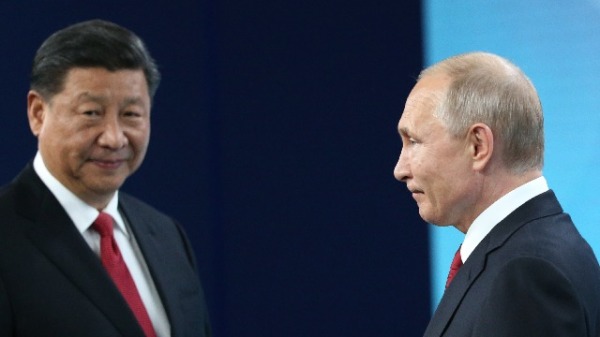 2019年6月7日，習近平與普京在聖彼得堡國際經濟論壇期間。(圖片來源:Mikhail Svetlov/Getty Images)