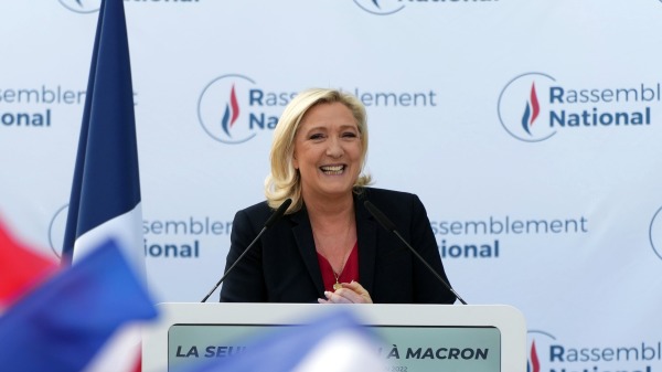 2022年法國國會選舉中，瑪琳·勒龐（Marine Le Pen）領導保守派政黨國民聯盟RN異軍突起。