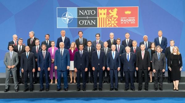 2022年6月29日，北约峰会在西班牙马德里召开，各国领导人合影留念。
