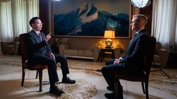 8日，中華民國外交部長吳釗燮接受CNN專訪之時談及兩岸議題