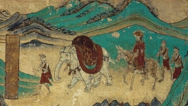 盛唐时期绘成的第103窟壁画一隅，描绘唐僧玄奘从天竺取经之后，东返长安的情景。