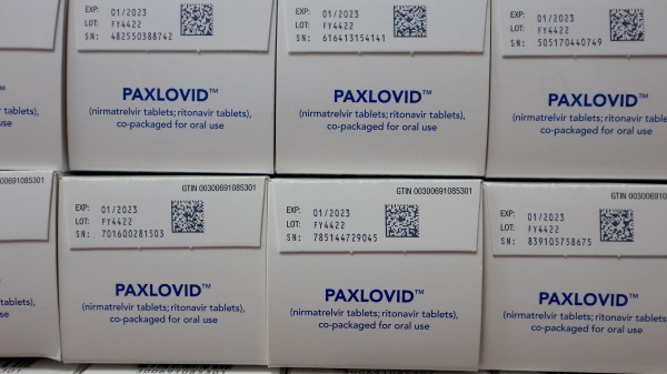 輝瑞（Pfizer）口服藥物奈瑪特韋片/利托那韋片組合包裝（Paxlovid）