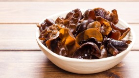 養生排毒首選：涼拌黑木耳雞絲(組圖)