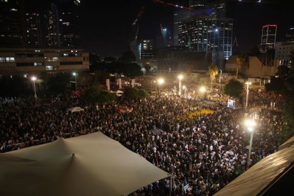 以色列首都特拉維夫(Tel Aviv)爆發最大 抗議