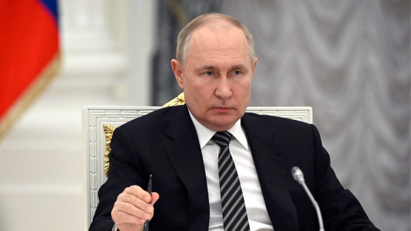 俄羅斯總統普京稱，如果俄烏戰爭這樣持續下去，烏克蘭的國家地位將面臨風險。