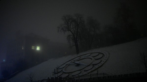 俄乌战争期间基辅的一个冬夜。