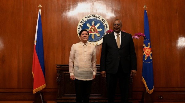 2月2日，美國國防部長奧斯汀（Lloyd Austin）與菲律賓總統小費迪南德．馬科斯（Ferdinand Marcos Jr.）會面。