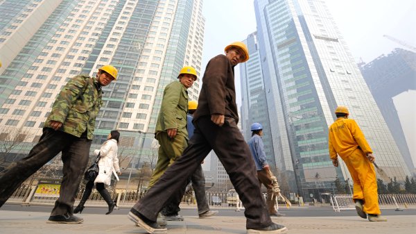 中原地产老板施永青认为中国经济走下坡路的原因可归结两个字，就是“信心”问题。（图片来源：Getty Images）