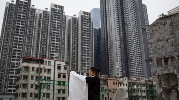 中共政府一系列整治行动之后，中国房地产经济也失去了往日的繁荣景象。（图片来源：Zhong Zhi/Getty Images）