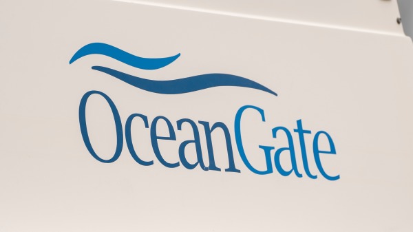 營運旅遊潛水器「泰坦號」的「海洋之門」公司標誌