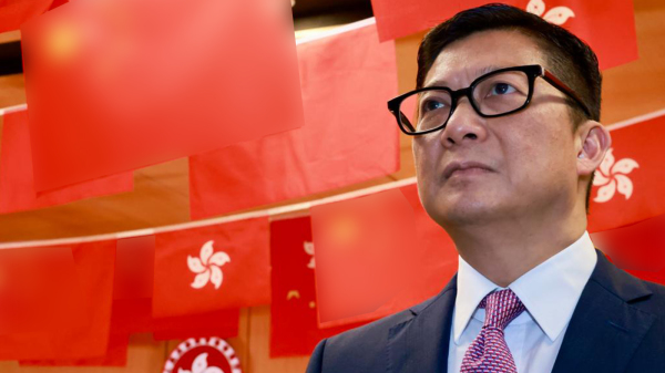 分析指，“爱国爱党”的香港保安局局长邓炳强经常口出狂言，终将中了自己的“回力镖”。（图片来源：邓炳强FB）