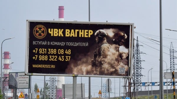瓦格納集團在俄羅斯聖彼得堡募兵廣告。