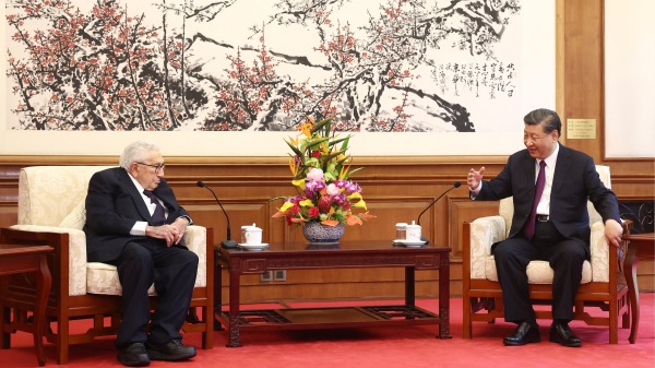 2023年7月20日，习近平在北京与基辛格会谈。
