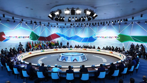 7月27日至7月28日，第二屆俄羅斯-非洲峰會在聖彼得堡舉行。