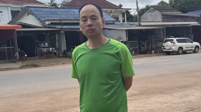 家人在美難相聚人權律師盧思位逃離中國寮國被捕(圖)
