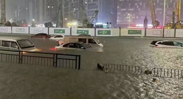 深圳 暴雨