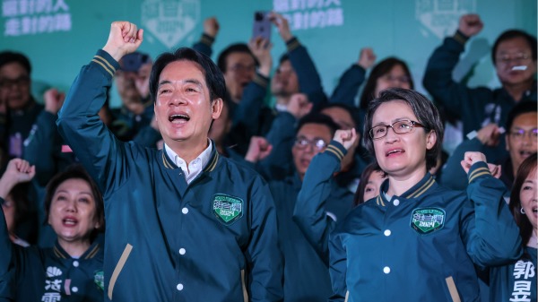 民进党总统候选人赖清德、副总统候选人萧美琴联手在2024年台湾大选中获得558.6万票，以40.05%得票率胜选。