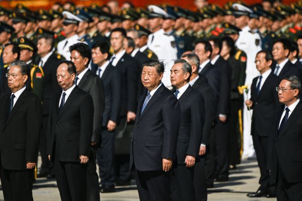 2023年9月30日，习近平、李强等出席北京天安门广场烈士纪念日。