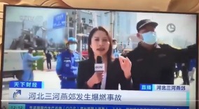 党的喉舌被党掐脖子央视2名女记者燕郊采访爆红了(图)