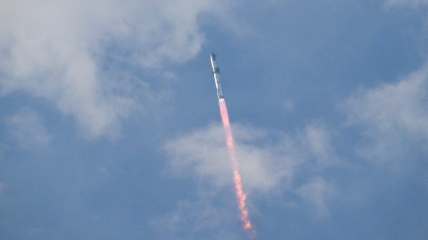 2024年3月14日，SpaceX 的“星舰”（Starship）火箭于从德克萨斯州博卡奇卡的Starbase 升空。