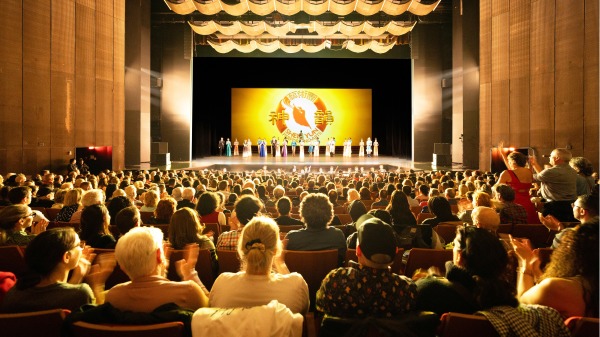 4月17日至4月21日，神韵国际艺术团在加拿大蒙特利尔梅桑纳芙剧场（Place des Arts–Théâtre Maisonneuve）的六场演出以爆满圆满落幕。(1