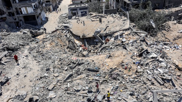 在以色列和哈马斯交战之际，巴勒斯坦平民在加沙城南部萨布拉（Sabra）街区遭受以色列轰炸的地点。