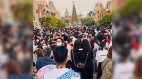 投票日票站人流冷清景點人滿為患(組圖)