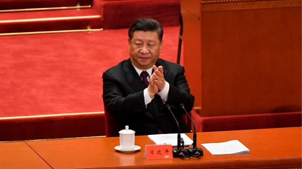 中共党刊《求是》首发习近平六中会上讲话，释不寻常信号。（图片来源：WANG ZHAO/AFP/Getty Images）