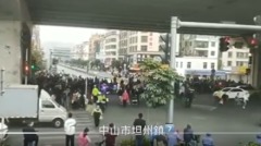 中共“清零”大棒广东中山一地大量民众外逃(图)