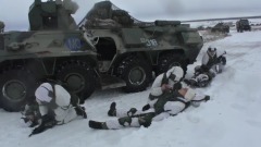 惊人视频：俄军演习化学战并部署独门大杀器(图)