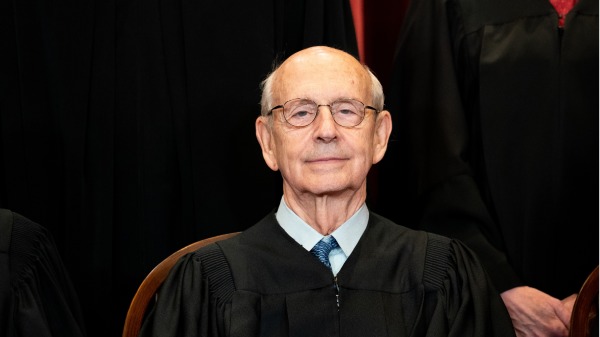 美國最高法院自由派大法官布雷耶(Stephen Breyer) （圖片來源：Erin Schaff-Pool/Getty Image）