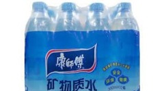 1元瓶装水消失的背后发生了什么(图)